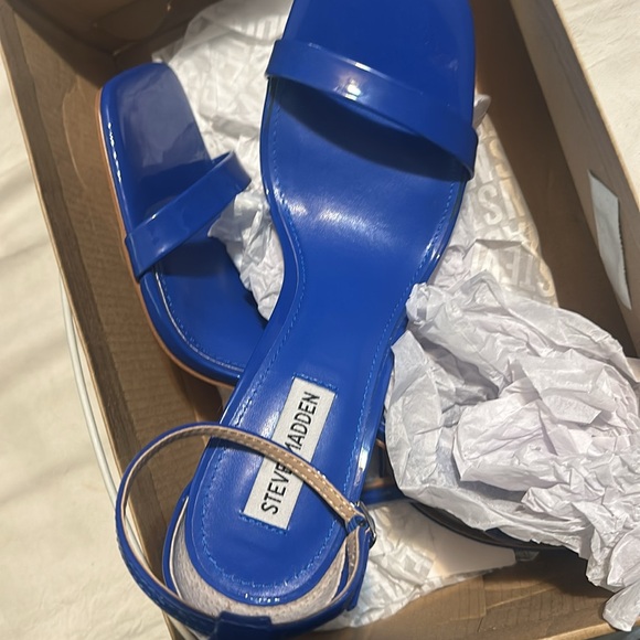 Brand new - Picture 2 of 3